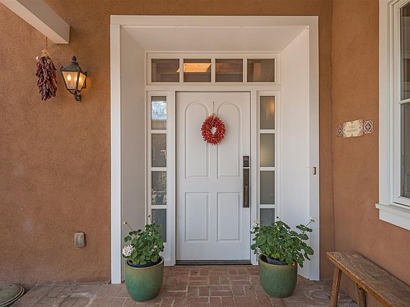 2nd image of 620B Martinez Ln