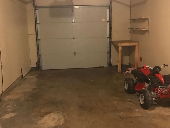 2nd image of 412 Hickory Ln #412