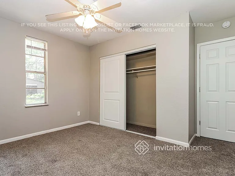 939 Lakewood Ave — Photo 12