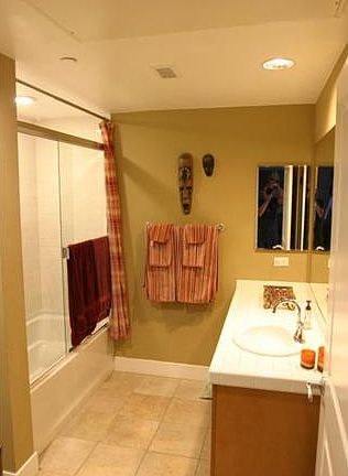 4th image of 150 The Promenade N Unit 512