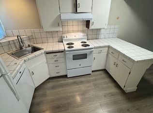 1301 Mills St #5, Menlo Park, CA 94025