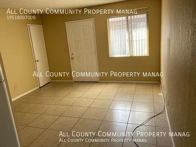 2 Bed 1 Bath for Rent in Twentynine Palms! Spacious Apartment! — Photo 3
