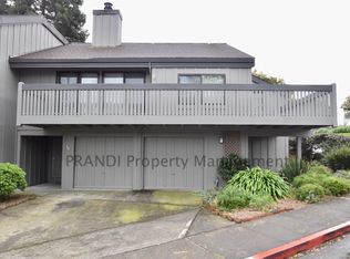 30 Blackstone Dr, San Rafael, CA 94903
