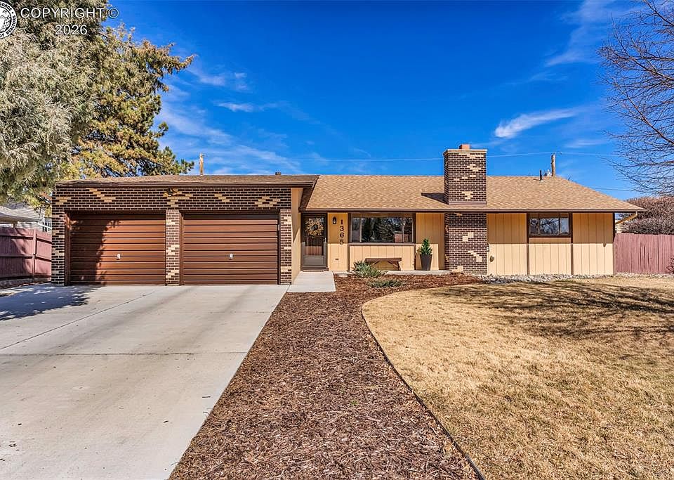 1st image of 1365 Fairview Ave