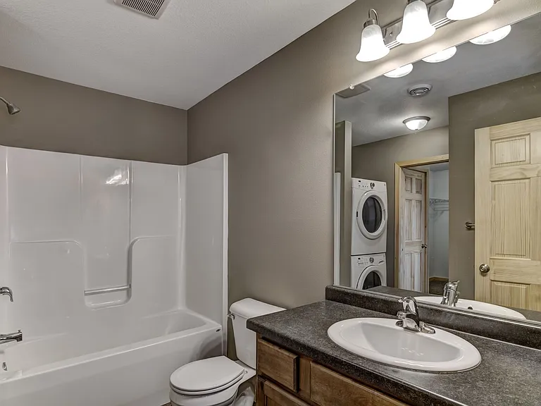 1252 Parkland Dr #1-4/1256-4 — Photo 10