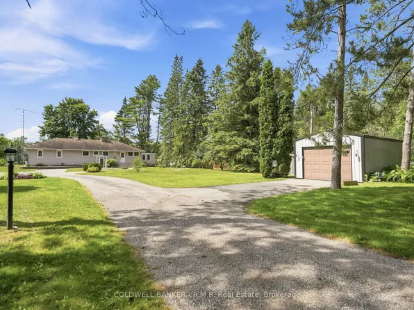 33 Portage Rd, Kawartha Lakes, ON K0M 2T0