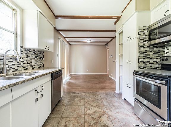 2nd image of 122 Winn Ave