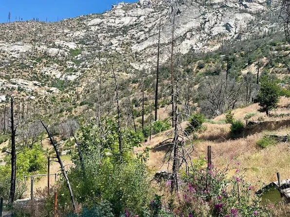 55178 Huntington Lake Rd, Big Creek, CA 93605