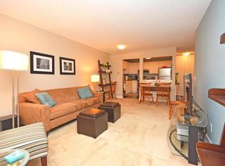 4221 Upton Ave S APT 204, Minneapolis, MN 55410