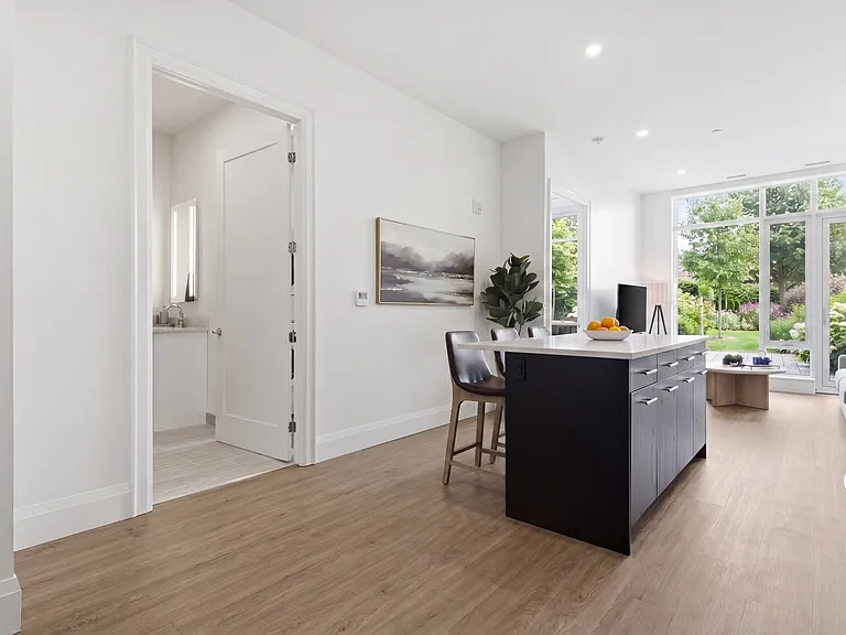 410 Westhaven St — Photo 17