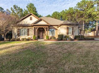 9518 Crescent Lodge Dr, Pike Road, AL 36064