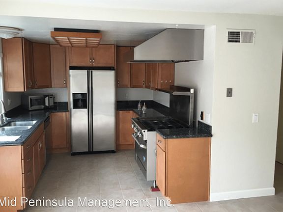 2nd image of 1547 Beach Park Blvd
