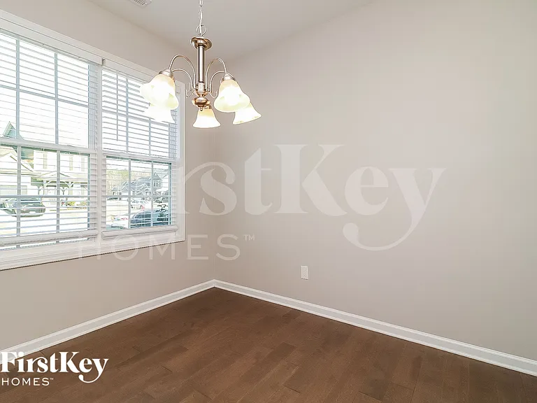 25 Griffith Pl — Photo 5