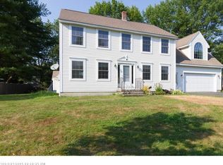 15 Hawthorne Ln, Westbrook, ME 04092