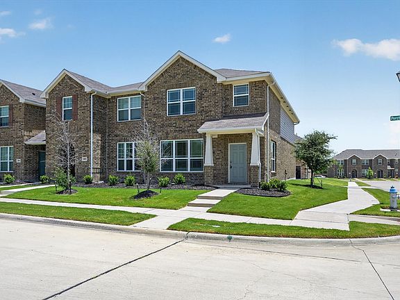 3rd image of 3001 Percheron Dr