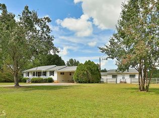 352 McIntosh Trl, Senoia, GA 30276