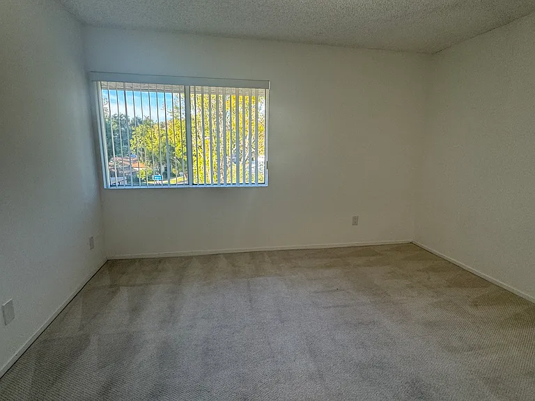 The Westwood Park Apartments — Photo 34