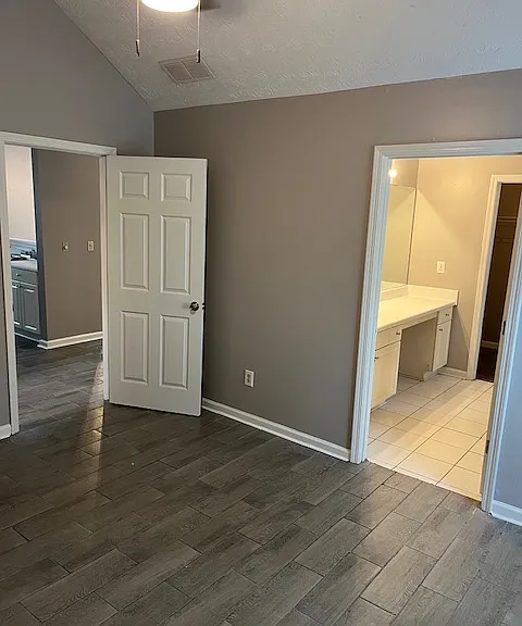 3691 Manor Ct SW — Photo 13