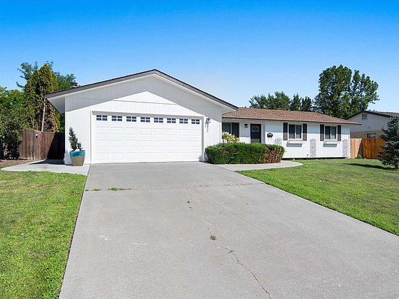 2nd image of 5304 Blue Heron Blvd