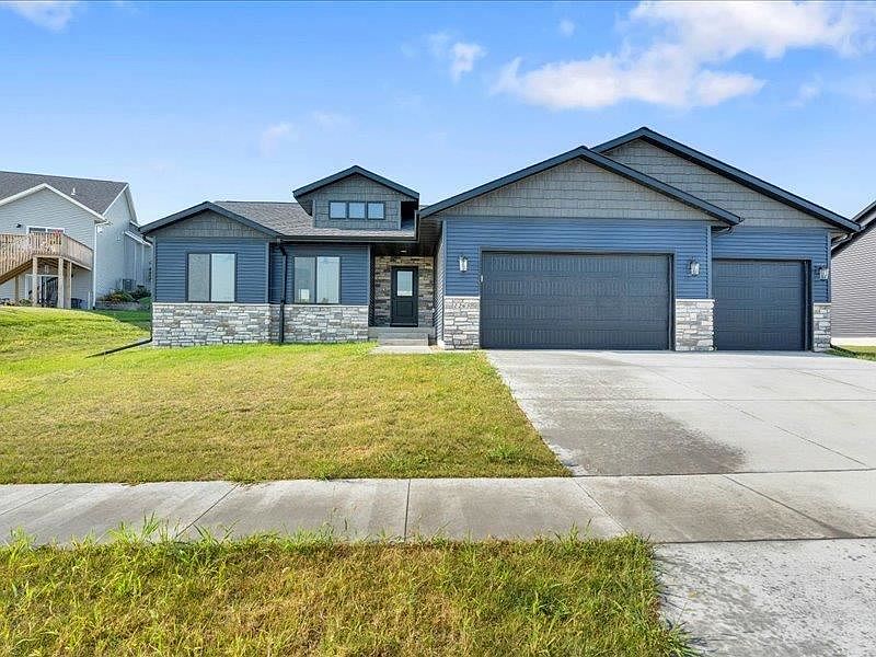1st image of 1265 Salm Dr