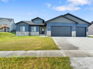 1265 Salm Dr, North Liberty, IA 52317