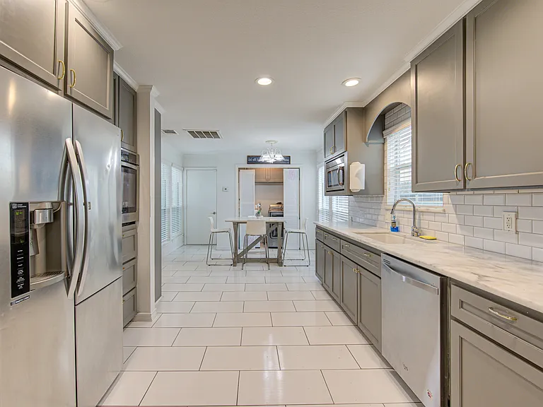 1522 S Kirkwood Rd — Photo 36