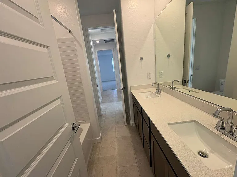 4738 E Kenneth Ln — Photo 29