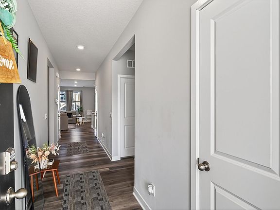 3rd image of 12738 Erskin Cir NE