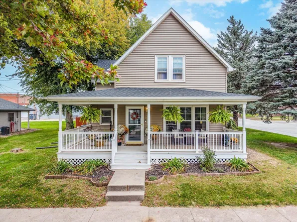 723 Eaton St, Dunlap, IA 51529
