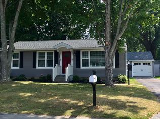 21 Edwards Rd, Old Saybrook, CT 06475