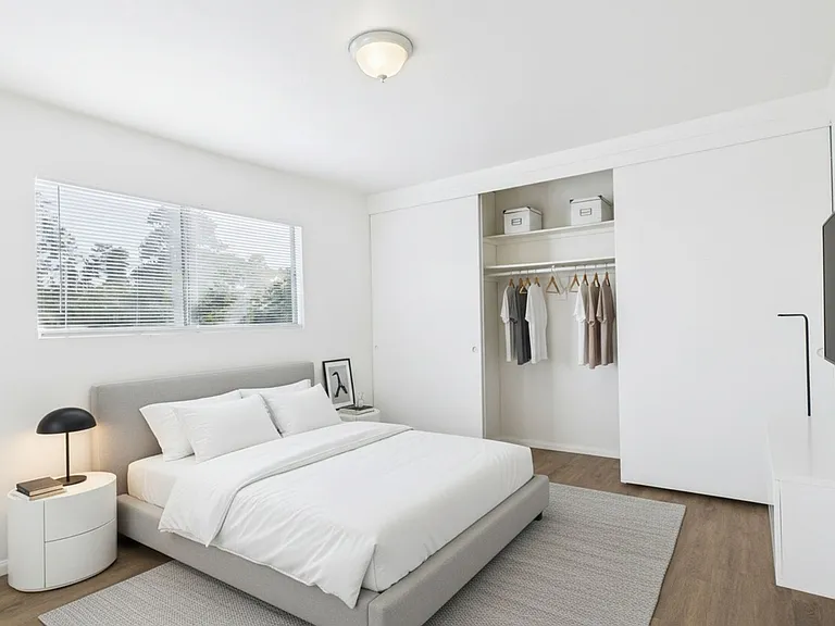 4055 Van Dyke Ave — Photo 8