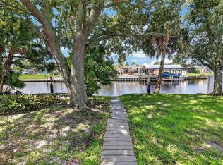 10718 DRUMMOND RD, TAMPA, FL 33615