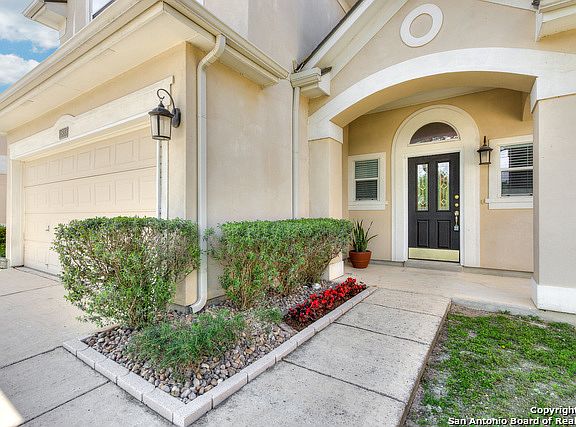 2nd image of 4835 Shavano Ct