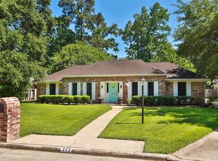 223 Leaflet Ln, Spring, TX 77388