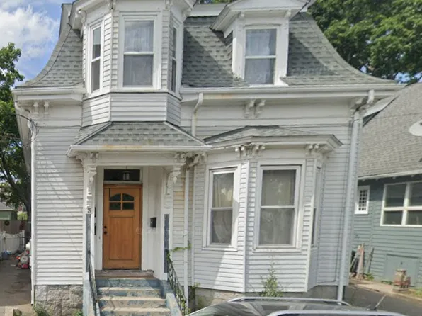 3 Willow Ave #1, Salem, MA 01970