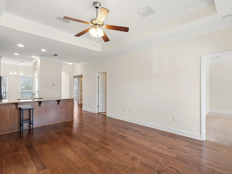 4805 Stellata Ln — Photo 10