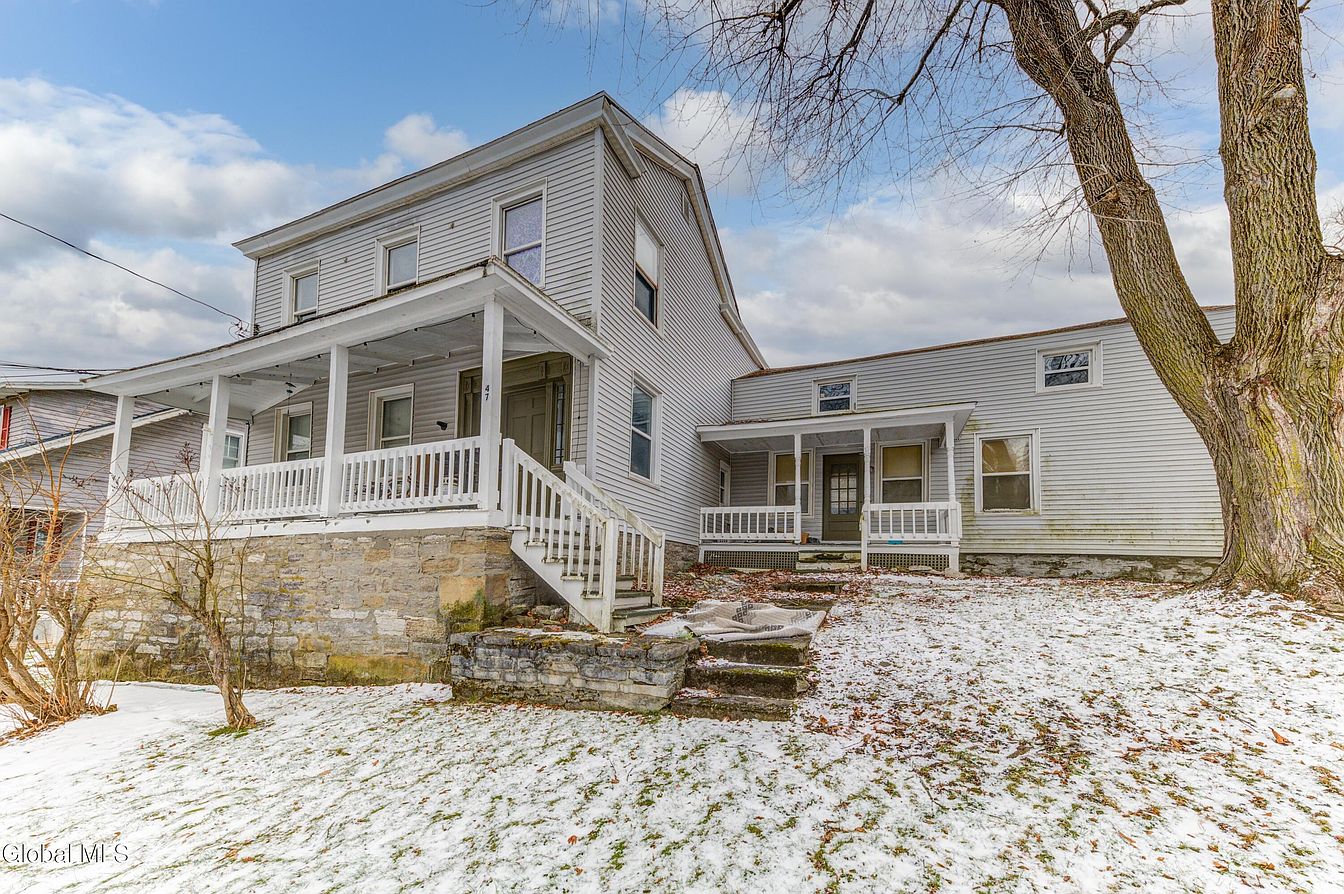 1st image of 47-49 Moyer Street