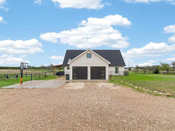 5th image of 204 Compton Rd