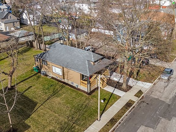 3rd image of 1111 Highland Ave