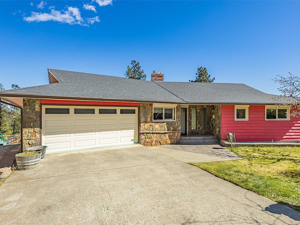 1st image of 3915 Trepanier Heights Ave