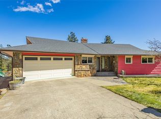 3915 Trepanier Heights Ave, Peachland, BC V0H1X2