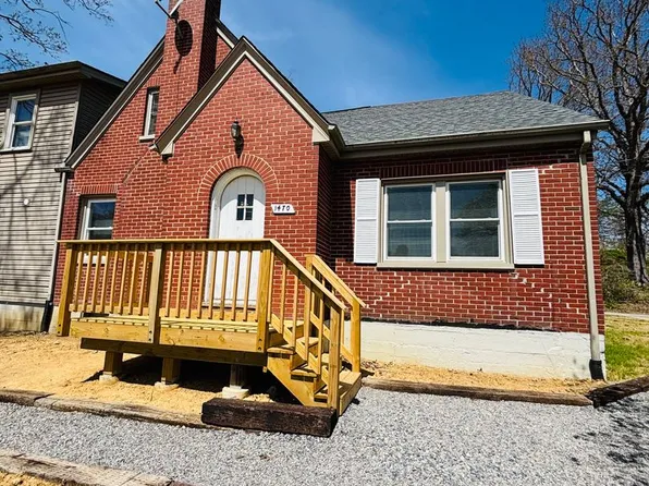 Multi-Family Units, 1470 Roanoke St #1470, Christiansburg, VA 24073