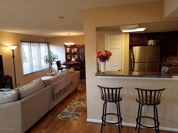 3rd image of 121 Brandywine Ct #311