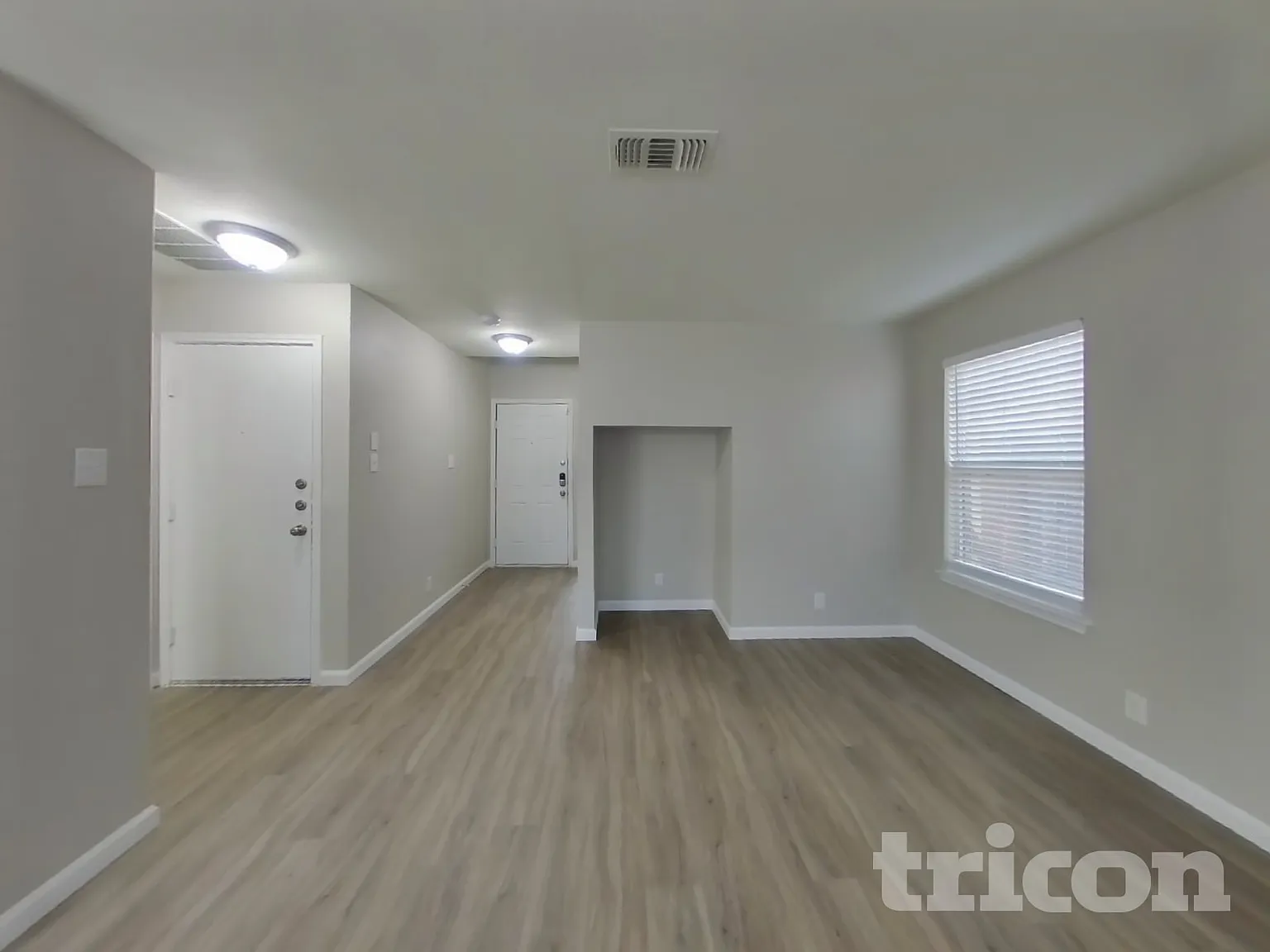 10734 Tiger Grove San Antonio TX — Photo 2
