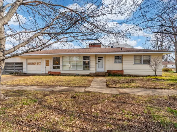 202 N 21st St, Murphysboro, IL 62966