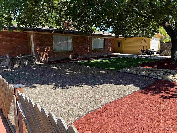 5th image of 3938 W Garnet St