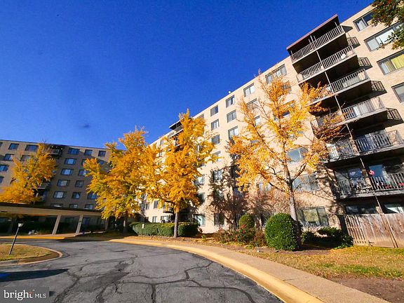 2nd image of 3450 Toledo Ter APT 106