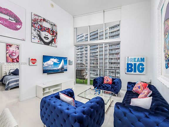 2nd image of 475 Brickell Ave APT 2811
