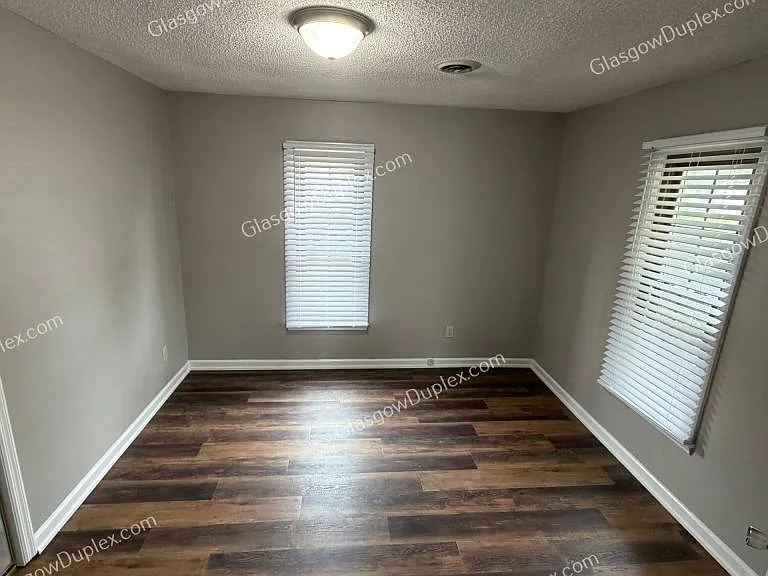 107 Floral Dr — Photo 11