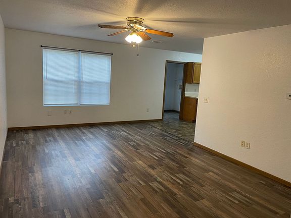 3rd image of 1223 Sanpat Ln APT B